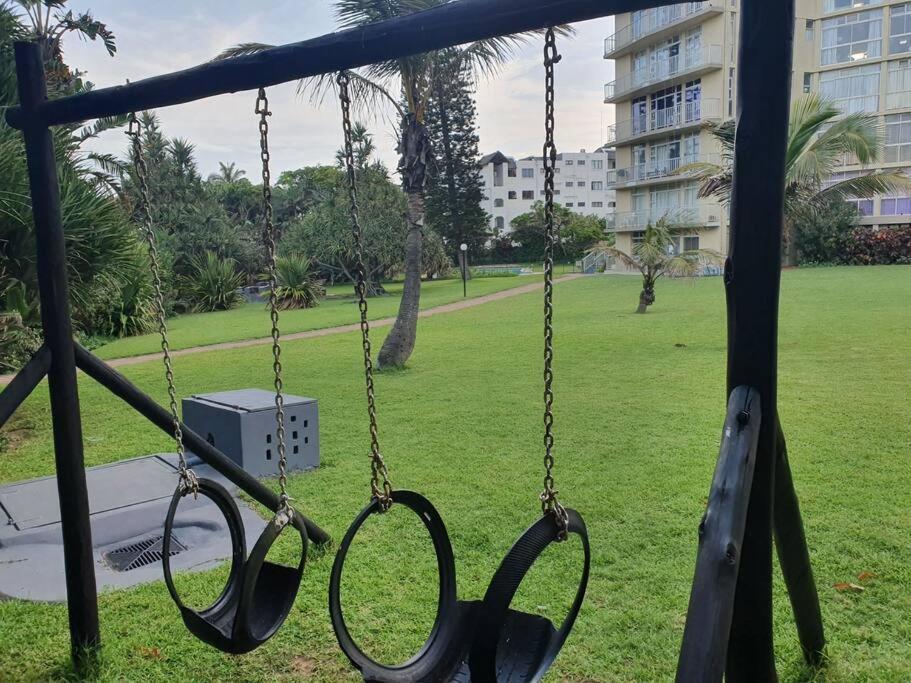 La 203 * Ballito